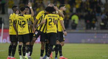 الاتحاد يتأهل لربع نهائي كأس الملك بثنائية في الجندل