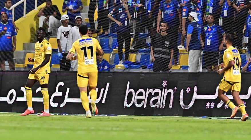 التعاون يبحث عن الفوز الرابع ضد الهلال