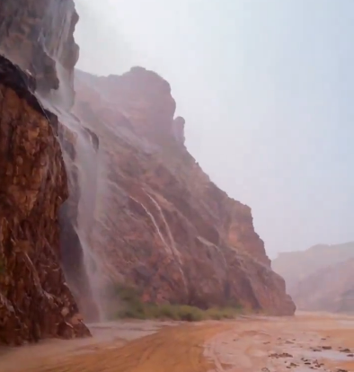 مشاهد مذهلة لـ شلالات وادي يلملم جنوب مكة