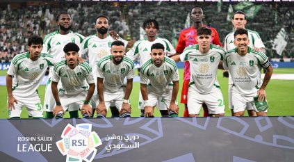 بولندي يدير مباراة الأهلي والشباب