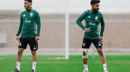 المنتخب السعودي يُنهي استعداداته لمباراة عمان