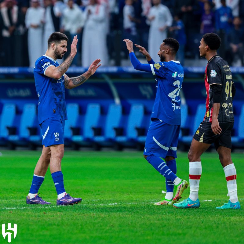 الهلال