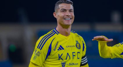 رونالدو يمنح النصر التقدم ضد الرائد