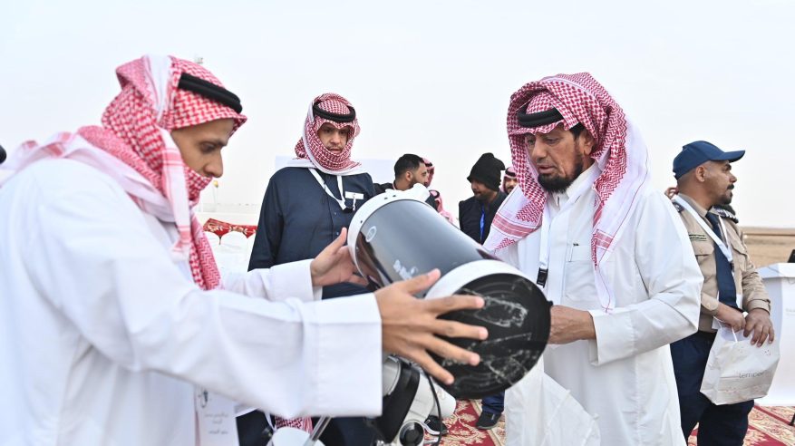 الرائي الخضيري: قد تتأخر رؤية هلال رمضان إلى الساعة الـ 6:05