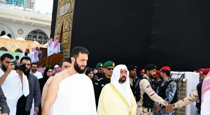 الرئيس السوري أحمد الشرع يؤدي مناسك العمرة