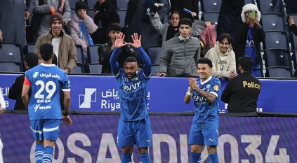 باحتساب نقاط خارج الأرض.. الهلال يتصدر دوري روشن