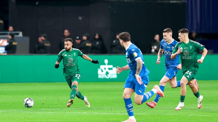 مباراة الأهلي والهلال تجذب الأنظار إلى جدة