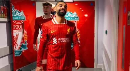 هل يتفاوض محمد صلاح مع أندية سعودية؟