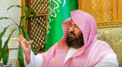 6 محاور في حلقة نقاشية كبرى بعنوان موظفو الشؤون الدينية إثراء وعطاء