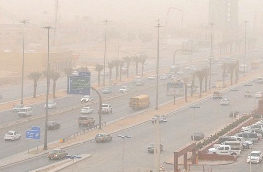انخفاض درجات الحرارة ورؤية غير جيدة بين مكة والمدينة