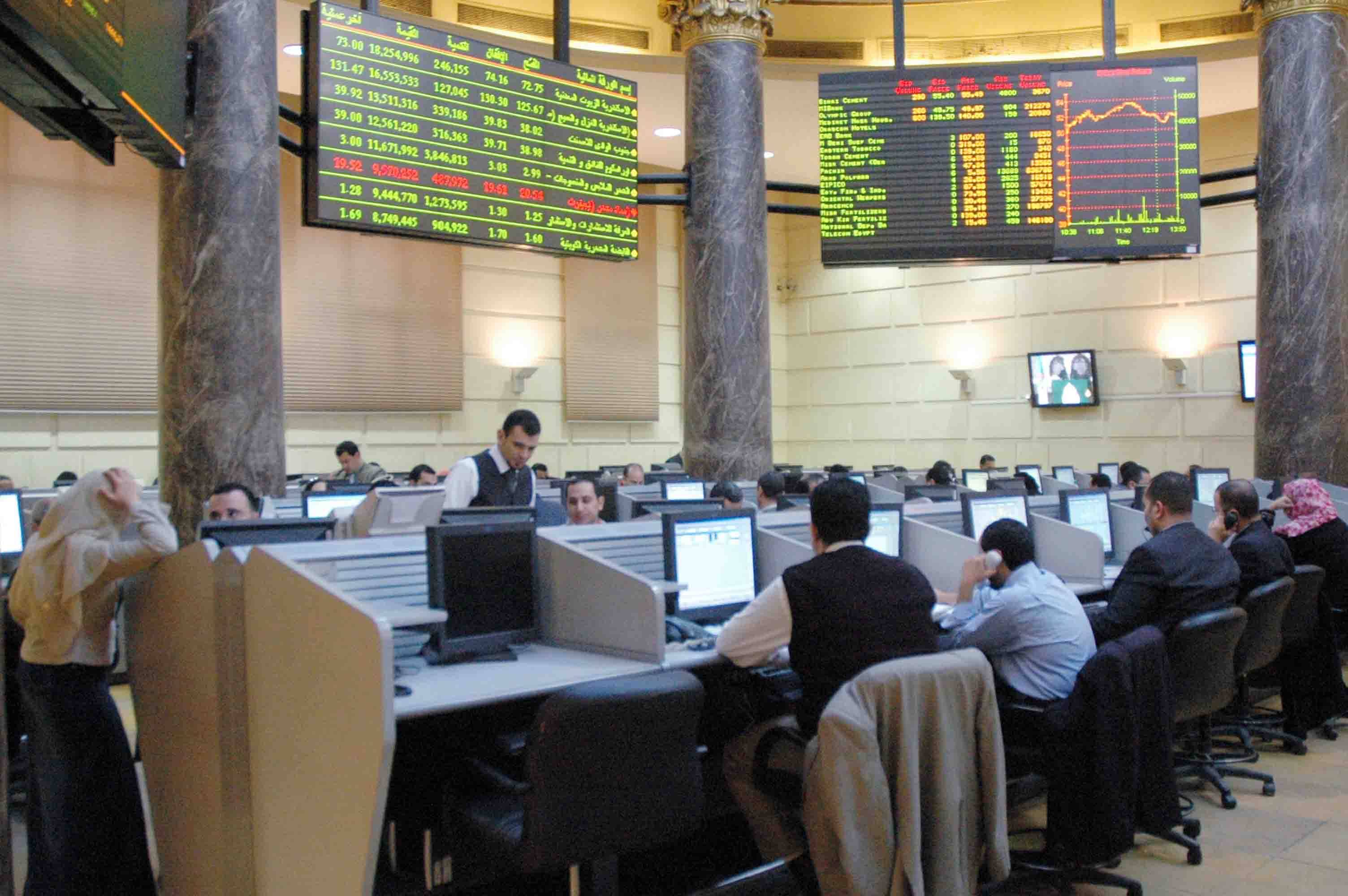 بورصة مصر تربح 1.9 مليار جنيه لدى الإغلاق