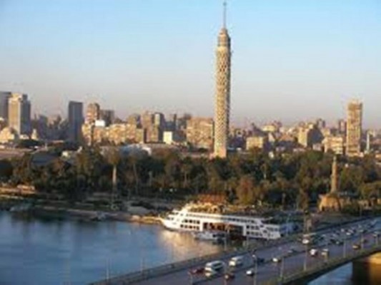 ​الرئاسة المصرية: لا صحة لإطلاق النار على إحدى سيارات الرئاسة العائدة من شرم الشيخ .