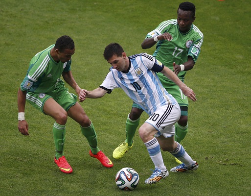 بالصور.. نيجيريا تتأهل إلى دور 16 رغم الهزيمة 3-2 من الأرجنتين