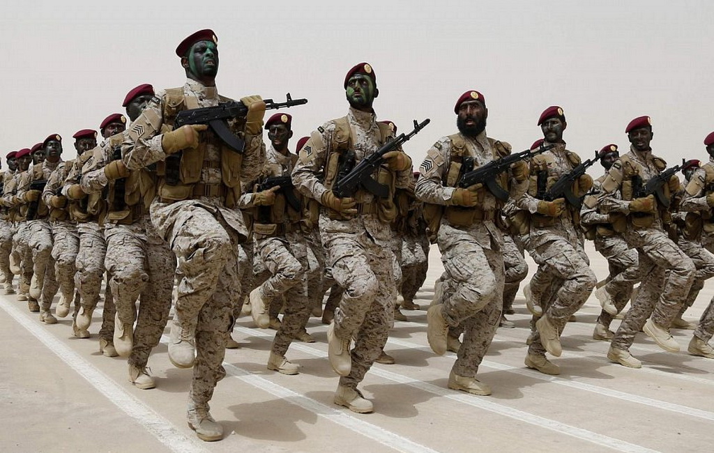 القوات البرية تفتح باب القبول في وحدات المظليين والقوات الخاصة