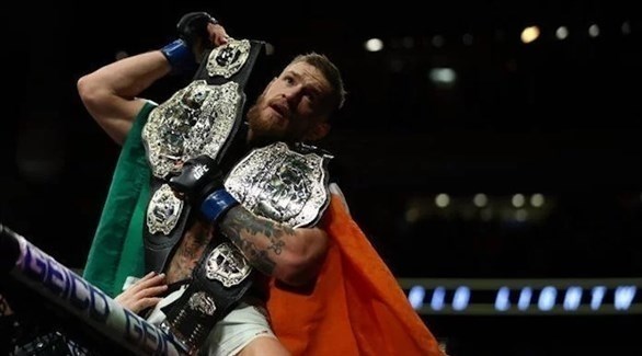 Conor Mcgregor يُهاجم مقاتلًا روسيًّا.. والشرطة تعتقله