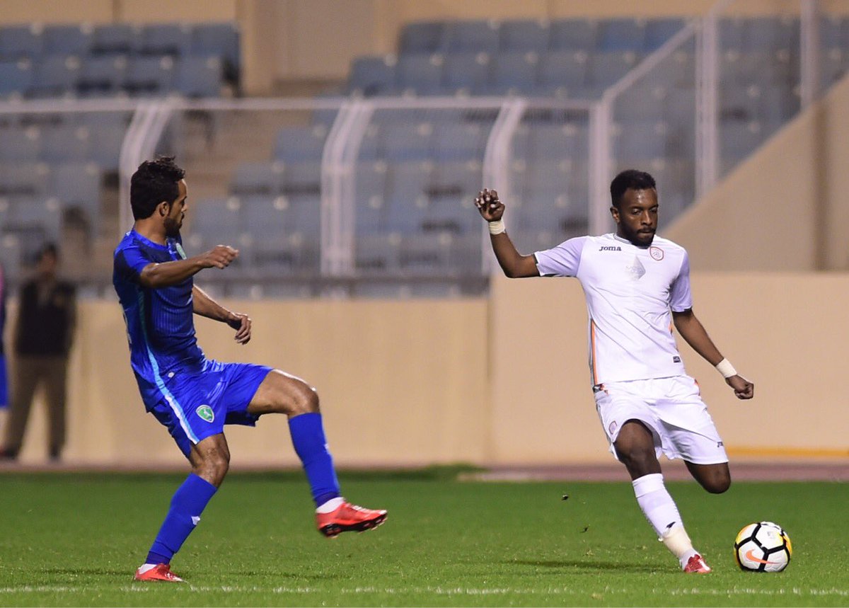 لماذا يعاني الشباب في الدوري السعودي؟