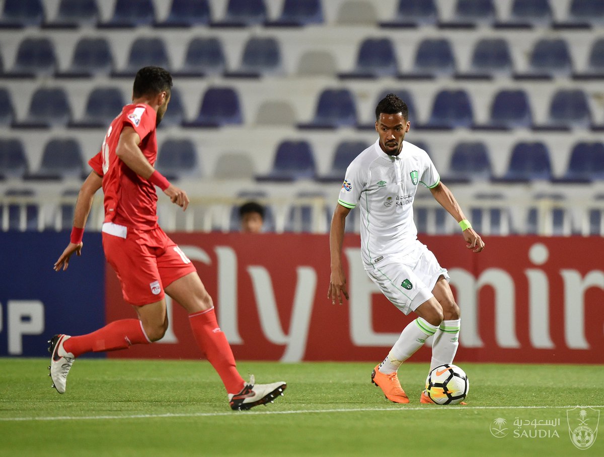 من هو أفضل لاعب في مباراة الأهلي وتركتور الإيراني؟