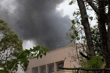 انفجارات جديدة بالمركز التجاري في نيروبي رغم إعلان السيطرة عليه