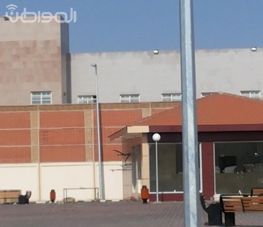 أولياء أمور يناشدون “الهيئة” إغلاق فتحات بجدران جامعة الطائف بالحوية