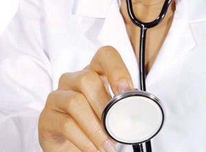 طبيبة سعودية تكتشف علاجاً لمرض نادر