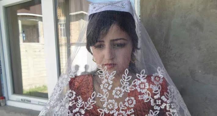 عروس تنتحر بعد 40 يومًا من زفافها بسبب ما طلبه عريسها!