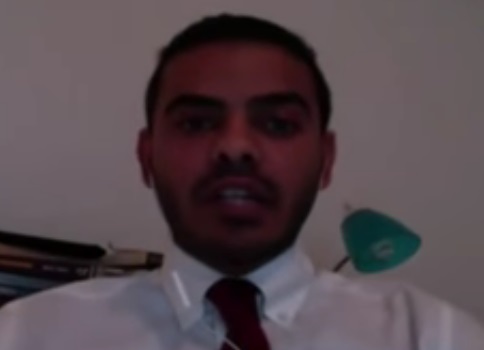 بالفيديو.. شاب سعودي يروي انضمامه لحملة كلينتون الانتخابية