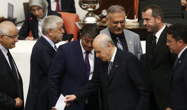 البرلمان التركي يُقر أربع مواد في التعديلات الدستورية منها مادة صلاحيات رئيس الجمهورية