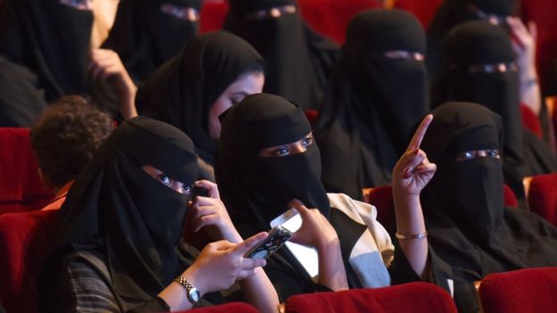 بي بي سي: سيدات السعودية يصنعن التاريخ في الوقت الحالي