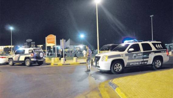 دورية أمنية بـ #جدة تتعرض لإطلاق نار من سيارة مجهولة