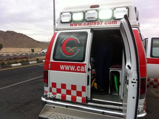 3 مصابين في حادث مروري قرب مركز صحي يبس بالباحة