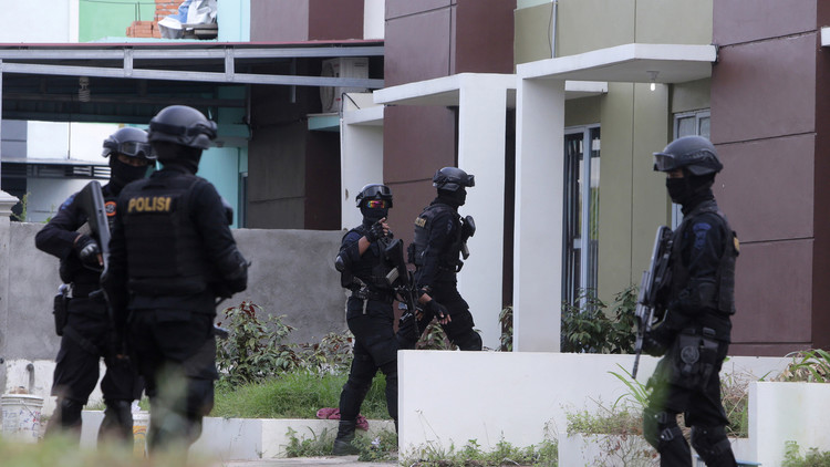 إندونيسيا توقف 17 شخصا بشبهة ارتباطهم بداعش