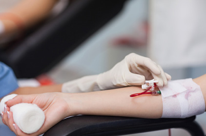 “قطرات من دمك تنفذ حياة غيرك” حملة لتشجيع التبرع بالدم في #نجران