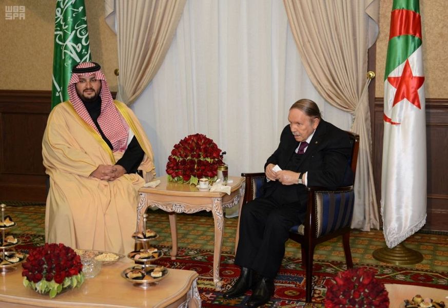 تركي بن محمد بن فهد يبحث تعزيز العلاقات مع الرئيس بوتفليقة