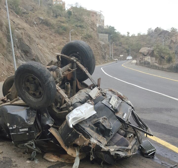 حادث سقوط مركبة بفيفا (7)