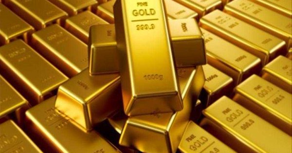 الذهب يتراجع عن أعلى مستوى خلال 100 يوم