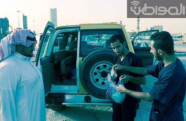 بالصور.. مصادرة كميات من السوبيا تباع في شوارع الرياض