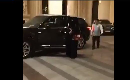 فيديو متداول .. سعودية تقود سيارتها بالرياض قبل تطبيق الأمر السامي