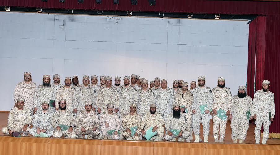 مدارس الحرس الوطني العسكرية تحتفي بخريجي دبلوم “الأمن الفكري”