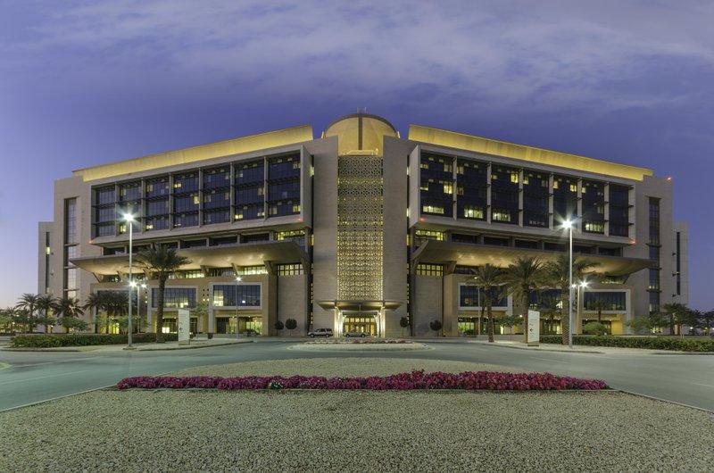 7 وظائف إدارية وصحية شاغرة في مستشفى الملك عبدالله الجامعي