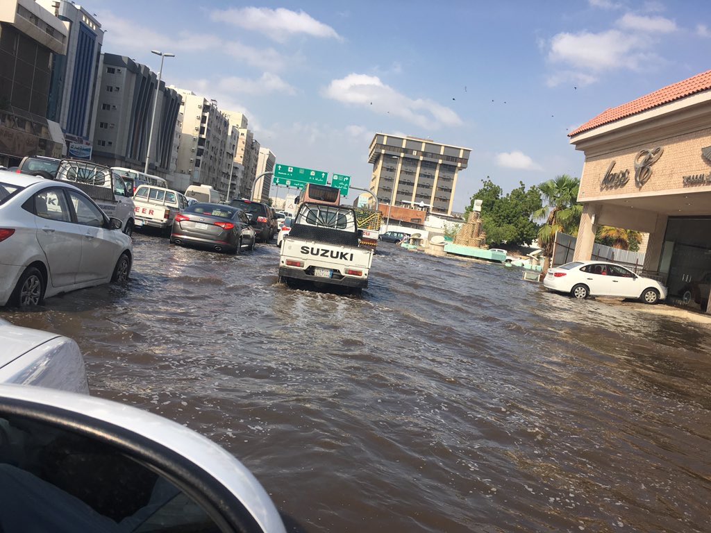 متحدث الأرصاد يكشف كمية الأمطار التي هطلت على #جدة