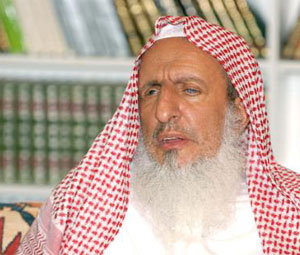 المفتي يطالب الشؤون الإسلامية بإصلاح أمثال ابن فروة من الخطباء