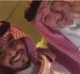بالفيديو .. مواطن يستوقف الأمير خالد بن طلال !