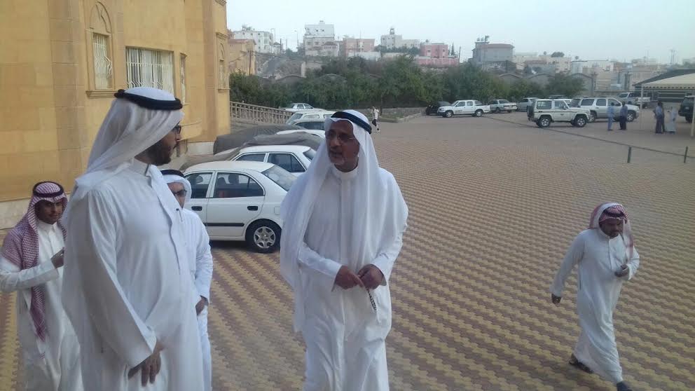 نقادي يتفقد كليات بلقرن والنماص ويوجه بالتوسع في التخصصات والانتقال للمباني الجديدة (1)