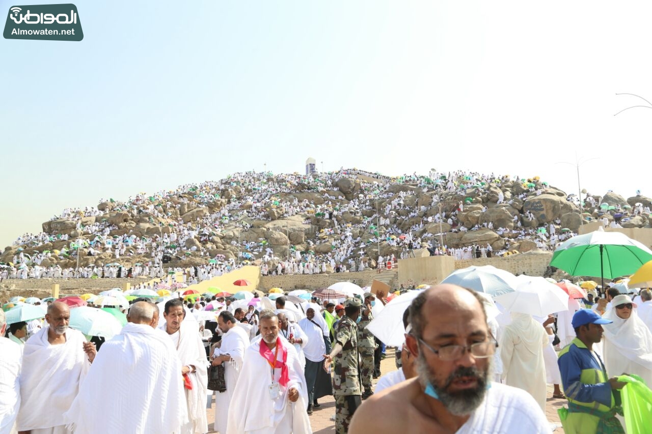 بعدد 38 خطاً.. هاتف مجّاني لتوعية الحجاج على مدار الساعة